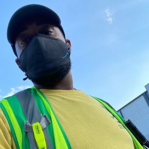 Meet your Posher, Perry